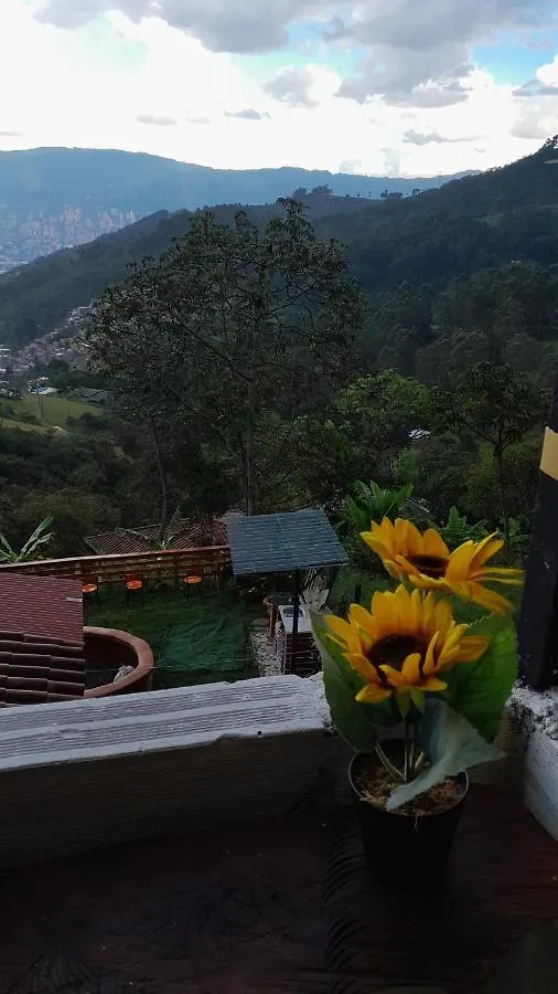 Casita El Mirador Solo Naturaleza Medellin